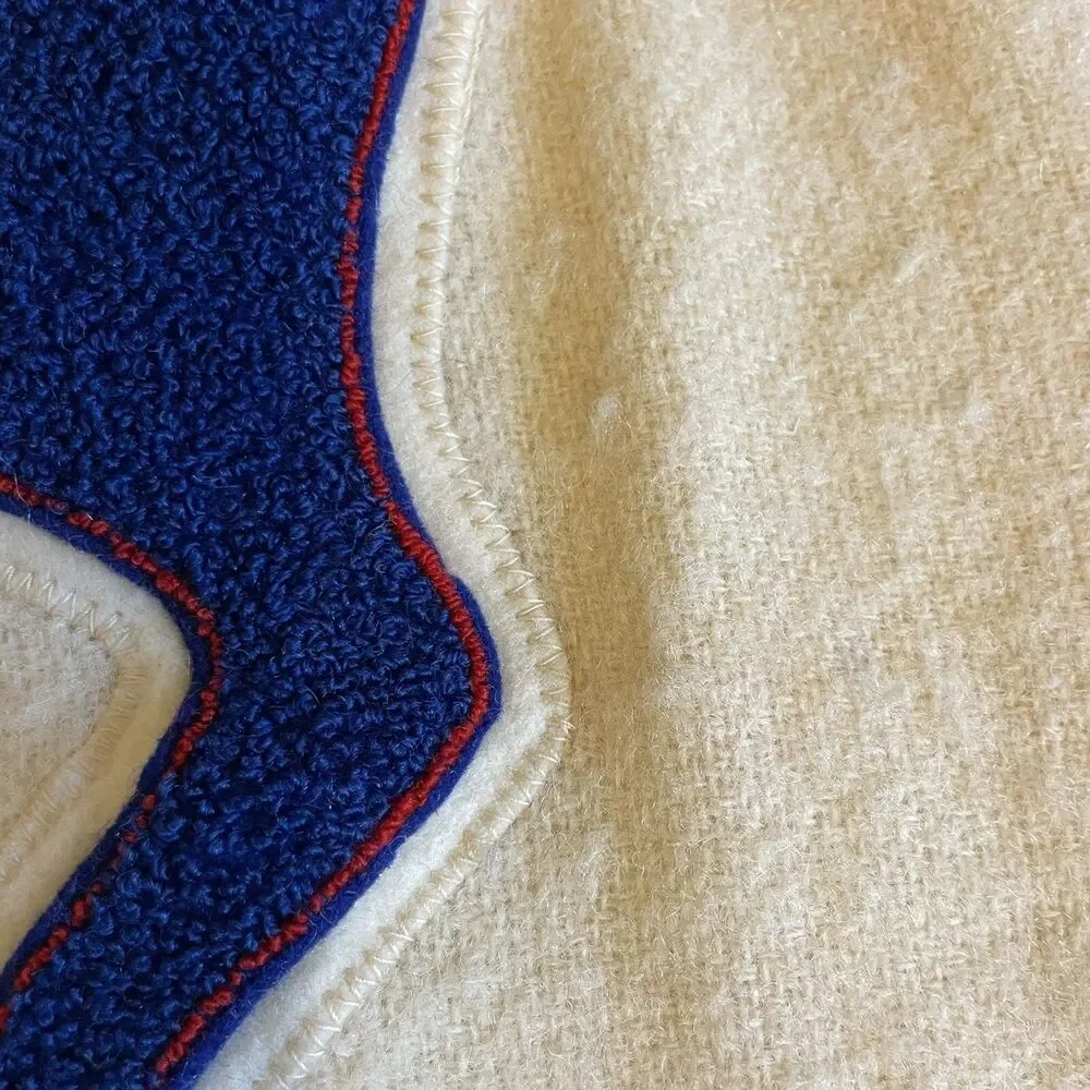 Unbranded wool blanket